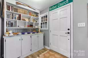 3843 22nd St NE, Hickory, NC 28601 - Photo 4