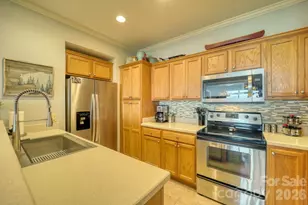 180 Windy Knoll, Banner Elk, NC 28604 - Photo 10