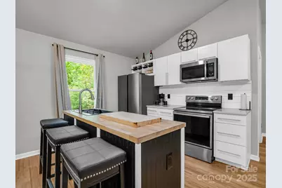 257 Roadrunner Circle, Lake Lure, NC 28746 - Photo 12