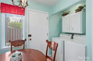 514 Crowfields Ln, Asheville, NC 28803 - Photo 14