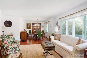 514 Crowfields Ln, Asheville, NC 28803 - Photo 8