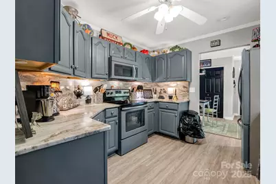 134 Downing Place, Lake Lure, NC 28746 - Photo 10