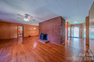 105 Alexander Ave, Swannanoa, NC 28778 - Photo 10