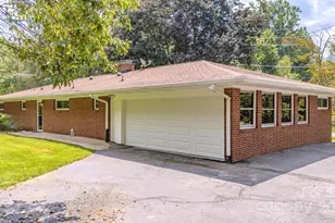 105 Alexander Ave, Swannanoa, NC 28778 - Photo 10