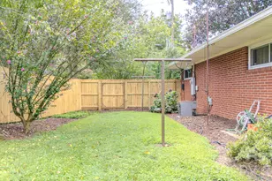 105 Alexander Ave, Swannanoa, NC 28778 - Photo 2