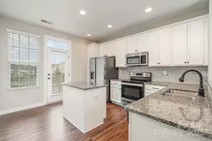 9444 Kings Parade Blvd, Charlotte, NC 28273 - Photo 10