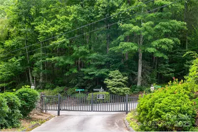 44 Deer Trail Drive, Burnsville, NC 28714 - Photo 2