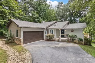 200 Waterford Dr, Mills River, NC 28759 - Photo 2