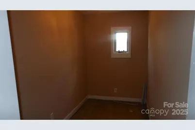 1514 W Walnut Avenue, Gastonia, NC 28052 - Photo 4