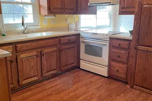 135 Devon Dr, Salisbury, NC 28147 - Photo 6