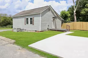 114 Starnes St, Chester, SC 29706 - Photo 2