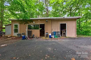 1044 Bumgarner Cemetery Rd, Whittier, NC 28789 - Photo 24