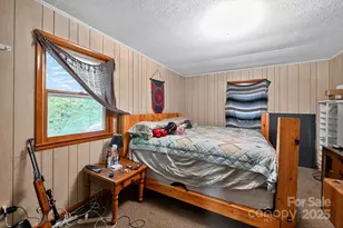 1044 Bumgarner Cemetery Rd, Whittier, NC 28789 - Photo 16