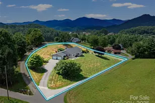 124 W Dogwood Cir, Burnsville, NC 28714 - Photo 1