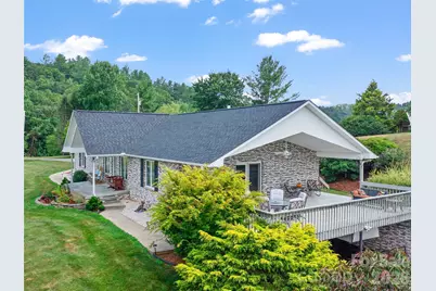 124 W Dogwood Circle, Burnsville, NC 28714 - Photo 4