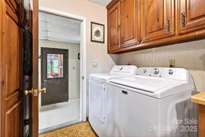 415 Reel Hollow Road, Marion, NC 28752 - Photo 18