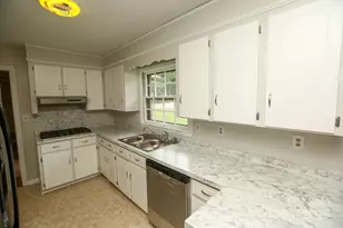 101 Hemlock Dr, Salisbury, NC 28147 - Photo 8