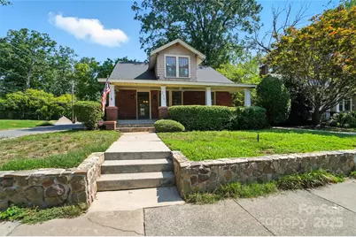 2201 Commonwealth Avenue, Charlotte, NC 28205 - Photo 1