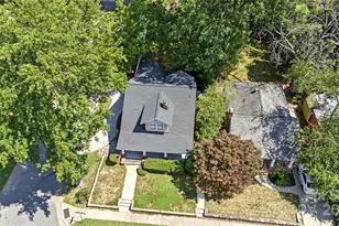 2201 Commonwealth Ave, Charlotte, NC 28205 - Photo 6