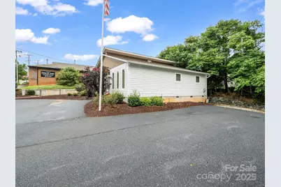 147 E Court Street, Rutherfordton, NC 28139 - Photo 24