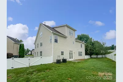 10901 Trout Creek Place, Davidson, NC 28036 - Photo 8