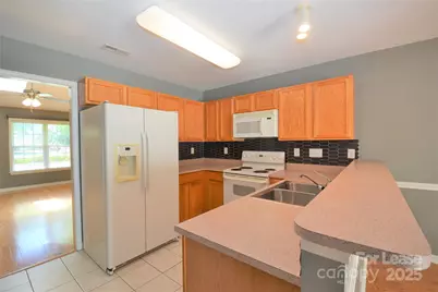 224 Edinburgh Court, Mount Holly, NC 28120 - Photo 6