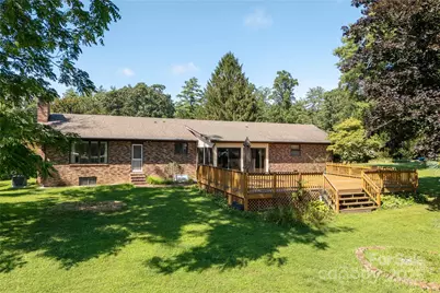 27 Country Road, Hendersonville, NC 28791 - Photo 4