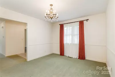 27 Country Road, Hendersonville, NC 28791 - Photo 6