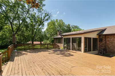 27 Country Road, Hendersonville, NC 28791 - Photo 20