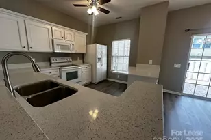 6828 Rothchild Dr, Charlotte, NC 28270 - Photo 10