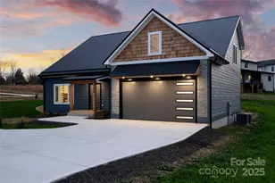 78 Scott Mdws Dr, Asheville, NC 28806 - Photo 4