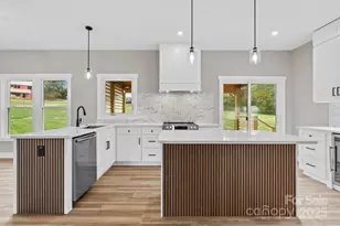 78 Scott Mdws Dr, Asheville, NC 28806 - Photo 12