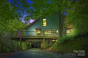 571 Tsisqua Cir, Brevard, NC 28712 - Photo 2