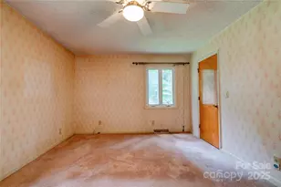 1329 Kings Cir, Shelby, NC 28150 - Photo 14