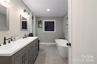 185 Ben Nevis Rd, Brevard, NC 28712 - Photo 18