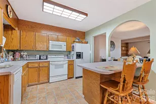 41 Vista Dr, Clyde, NC 28721 - Photo 12