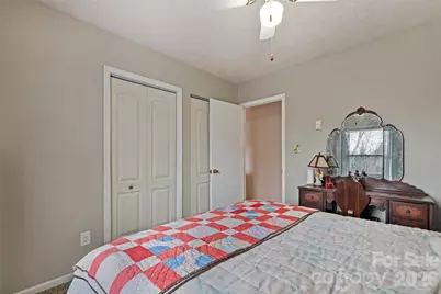 41 Vista Drive, Clyde, NC 28721 - Photo 18