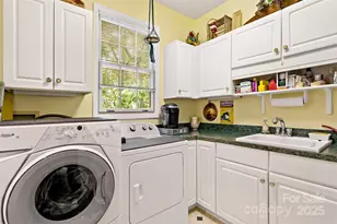 65 Timber Park Dr, Black Mountain, NC 28711 - Photo 24