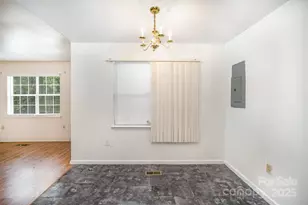 820 E 18th St, Charlotte, NC 28205 - Photo 4