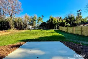 211 Seigle St, Lowell, NC 28098 - Photo 26