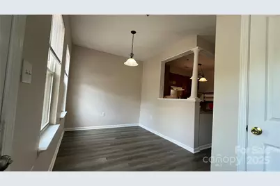 614 E 9th Street, Charlotte, NC 28202 - Photo 14