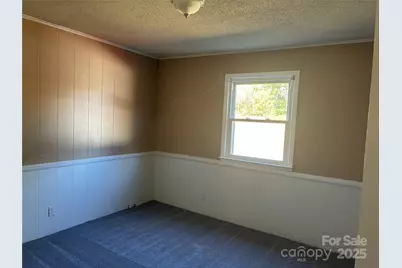 1504 Hunsinger Avenue, Gastonia, NC 28052 - Photo 4