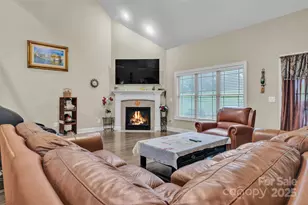 1163 Willow Creek Dr, Newton, NC 28658 - Photo 6