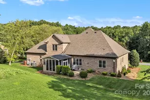 1163 Willow Creek Dr, Newton, NC 28658 - Photo 34