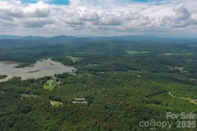 653 Lakeview Drive N, Marion, NC 28752 - Photo 6