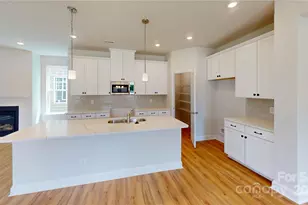 10940 Dogwood Ln, Huntersville, NC 28078 - Photo 2