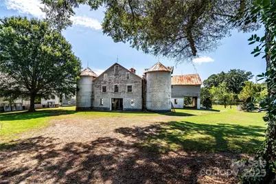 3651 W Nc 10 Highway, Newton, NC 28658 - Photo 16