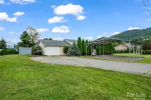 3 Quail Pointe Rd, Fletcher, NC 28732 - Photo 2