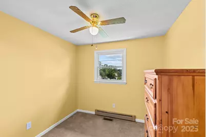 4671 Crystal Street, Claremont, NC 28610 - Photo 8