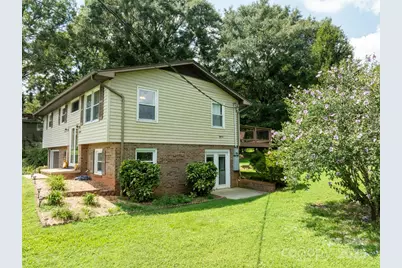 4671 Crystal Street, Claremont, NC 28610 - Photo 2